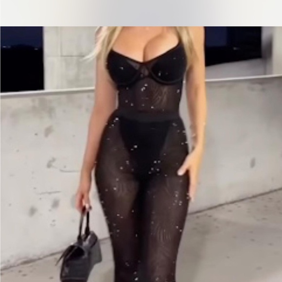 Fashion Nova Black Sheer Crystal Set - Picture 1 of 3